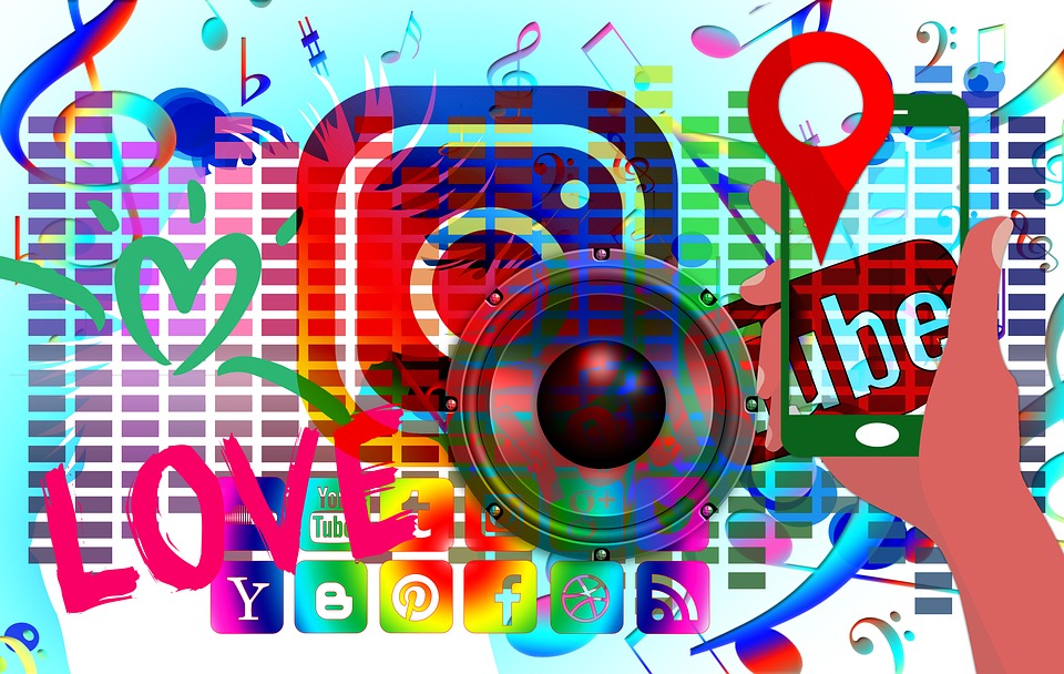 The Technological Transformation Of The Public Square (Joshua Ramos)