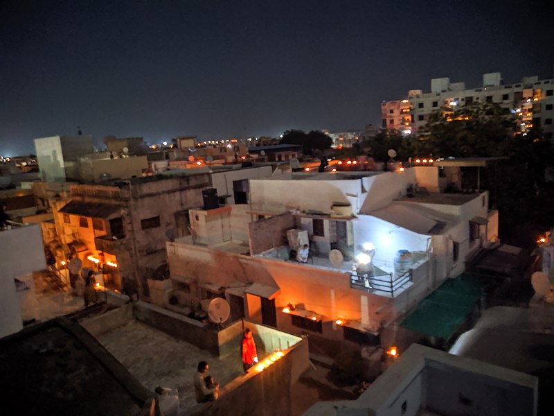 Colonialism, Nationalism, and the COVID-19 Crisis in India (Alyssa Putzer)